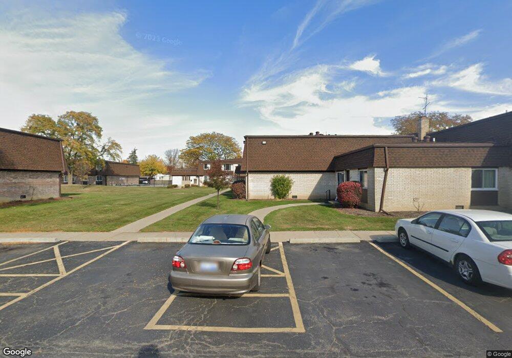 30209 Utica Rd, Roseville, MI 48066 - photo 1