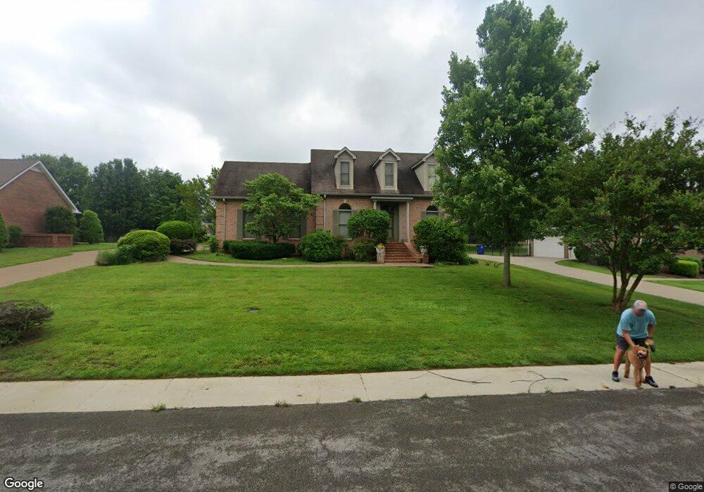 212 Megan Cir, Shelbyville, TN 37160 - photo 1