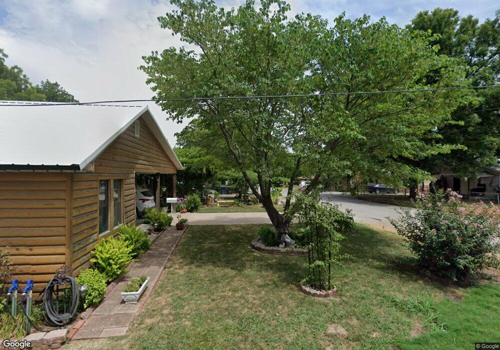 421 N Osage St, Skiatook, OK 74070 - photo 1