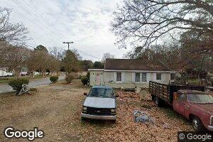 909 Willow Dr, Weldon, NC 27890