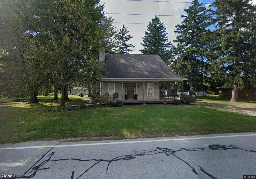 902 S Main St, Kouts, IN 46347 - photo 1