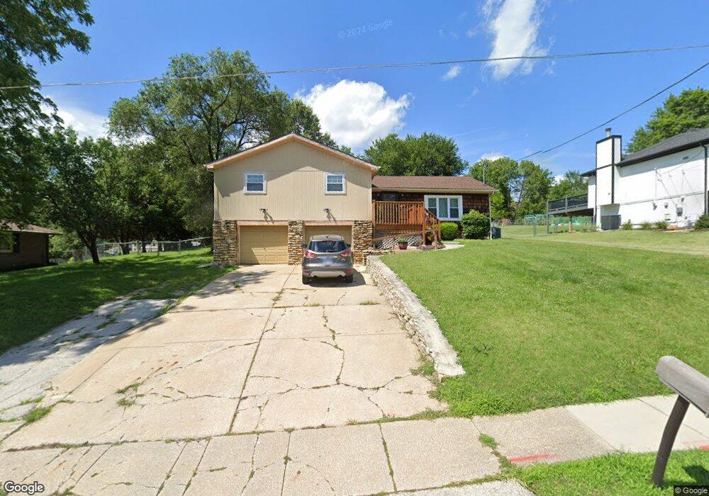 9416 W 49th Terrace, Shawnee, KS 66203 - photo 1