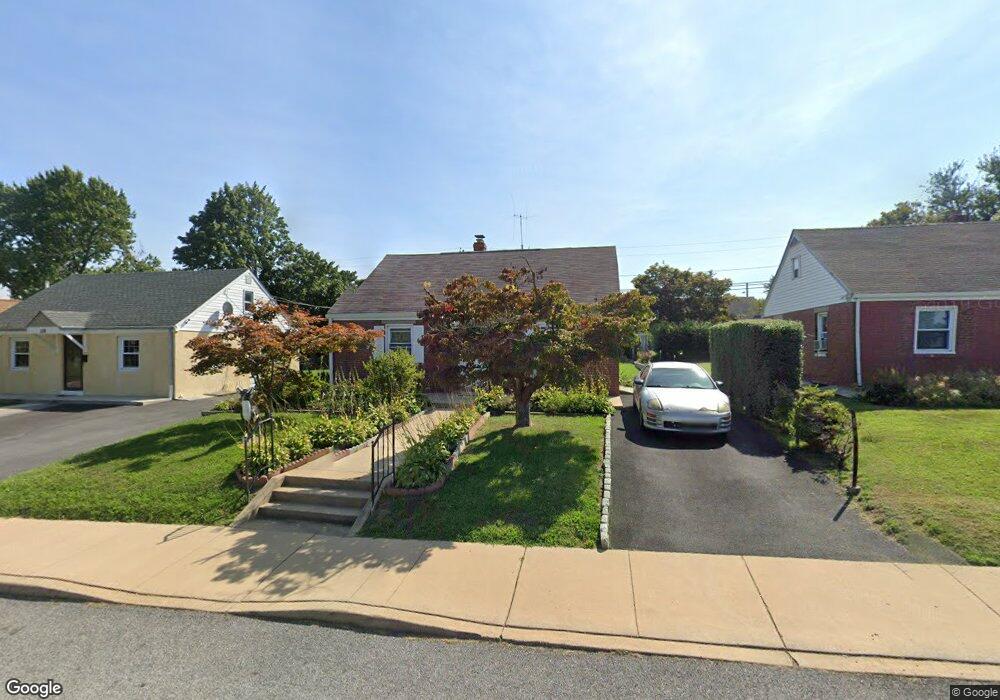 136 Cherry Ln, New Castle, DE 19720 - photo 1