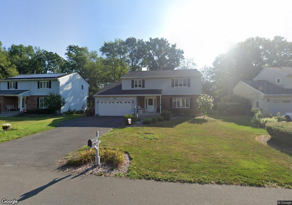 31 Chrisken Dr, Glenmont, NY 12077 - photo 1