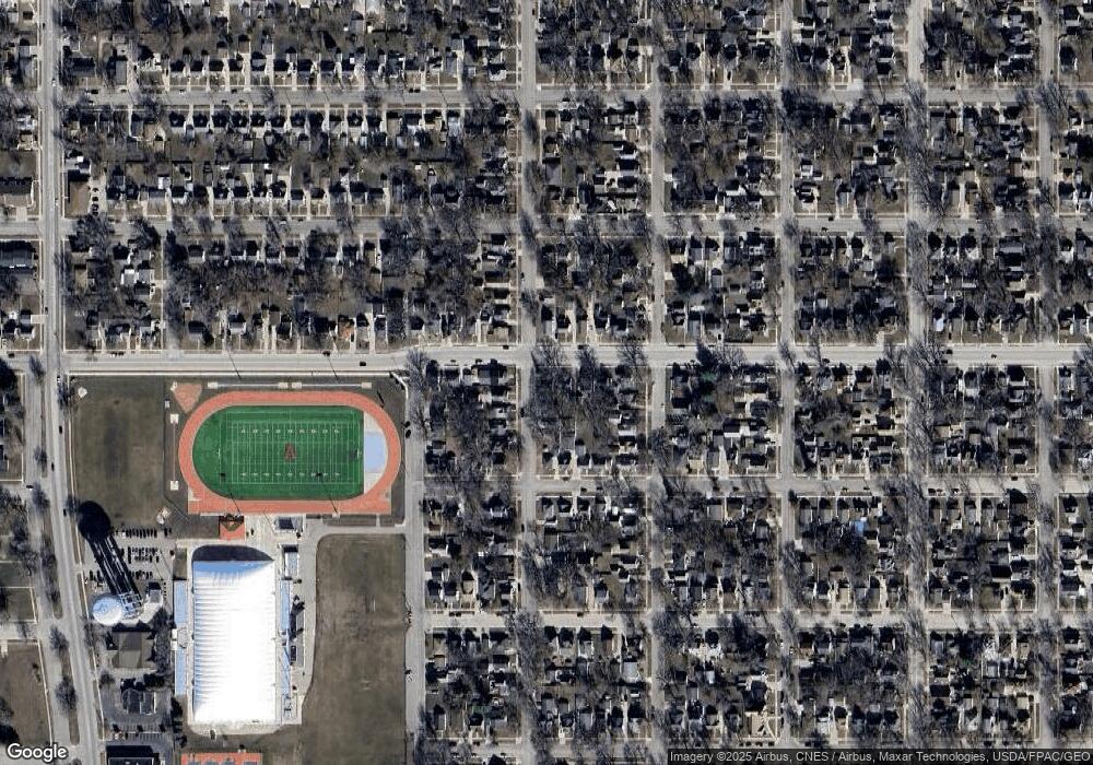 1111 4th Ave NW, Austin, MN 55912 - photo 1