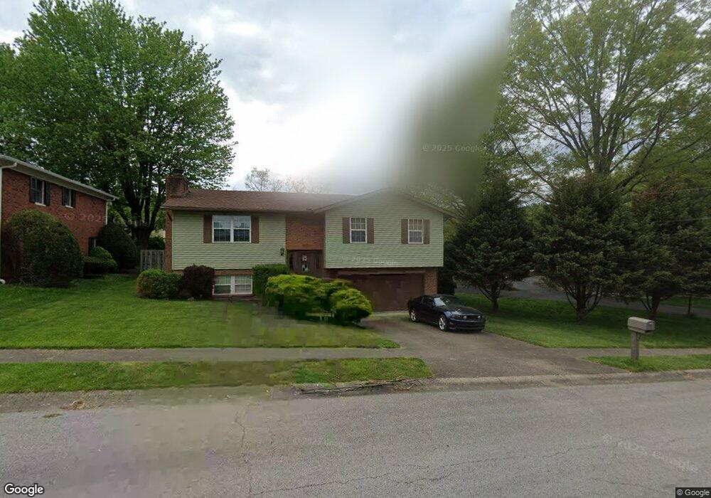 3325 Greenview Dr, New Albany, IN 47150 - photo 1