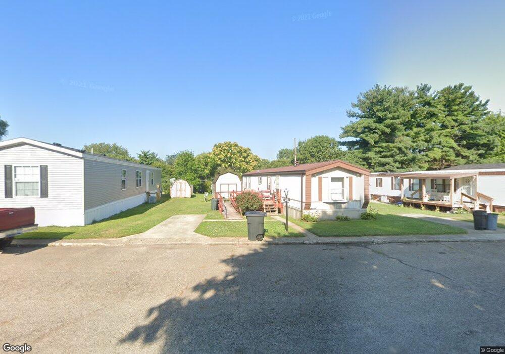 281 Ridgeview Dr, Circleville, OH 43113 - photo 1