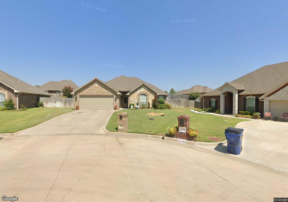 428 Westchester Ct, Ada, OK 74820 - photo 1