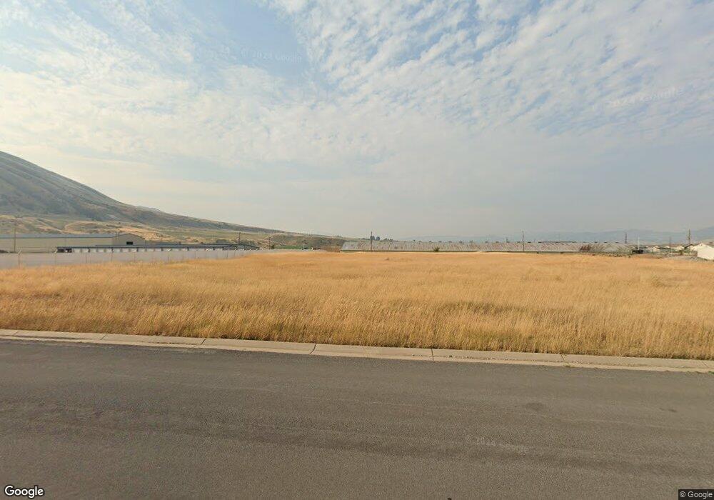 1746 E 175 S unit 19, Hyrum, UT 84319 - photo 1