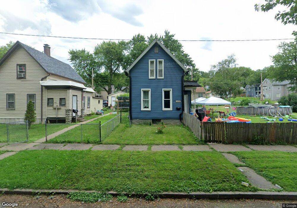 1608 W 8th St, Davenport, IA 52802 - photo 1