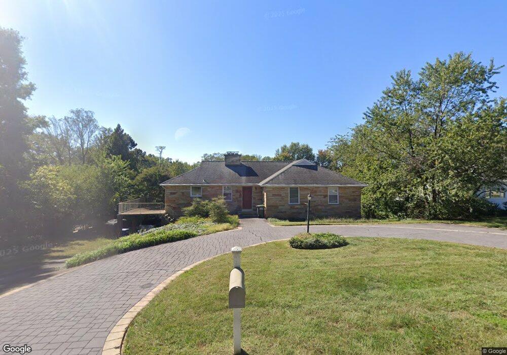 7219 Gordons Rd, Falls Church, VA 22043 - photo 1