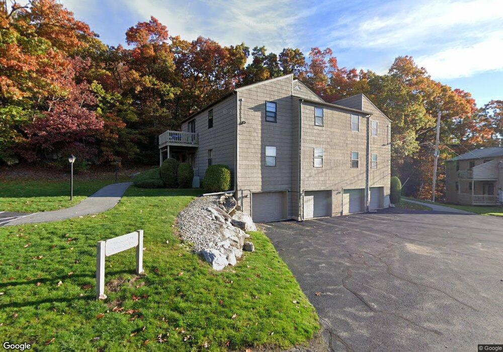 703 Pinewood Dr unit E3, Smithfield, RI 02917 - photo 1