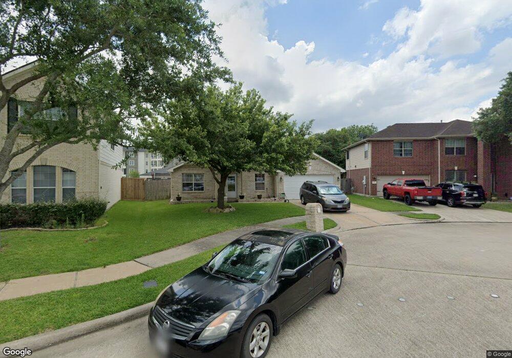 16935 Canyon Springs Ln, Friendswood, TX 77546 - photo 1