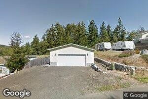1637 Apple Dr, Myrtle Point, OR 97458