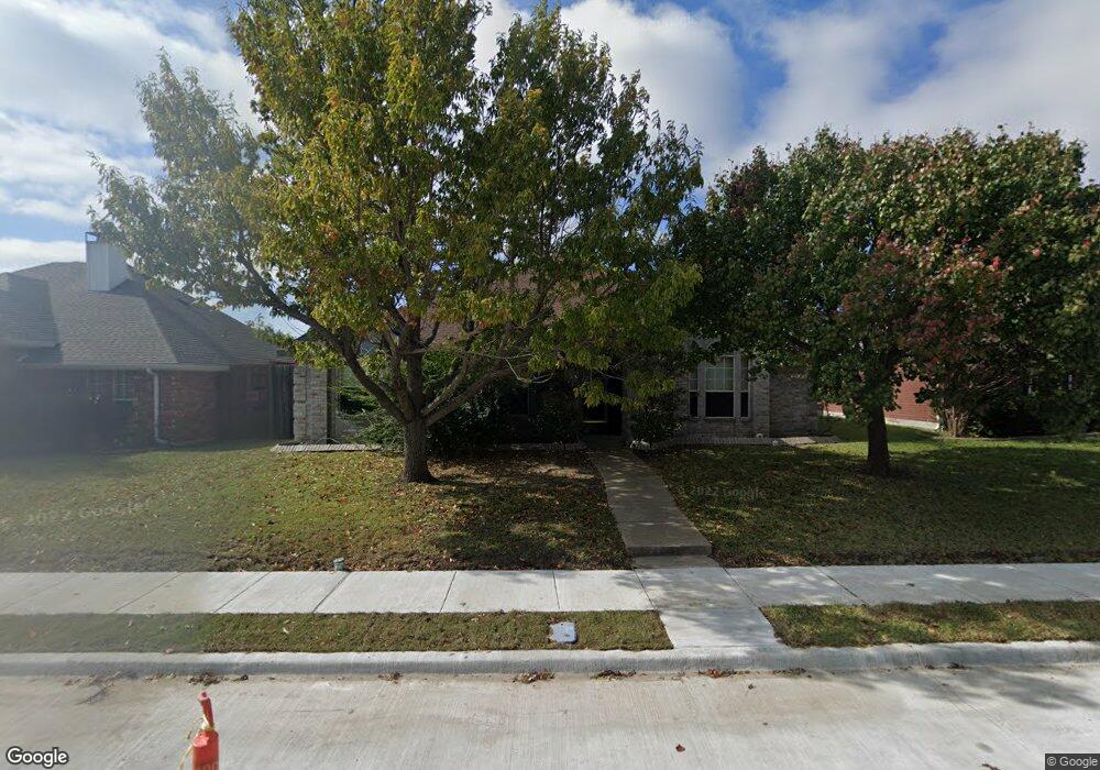 421 N Winding Oaks Dr, Wylie, TX 75098 - photo 1