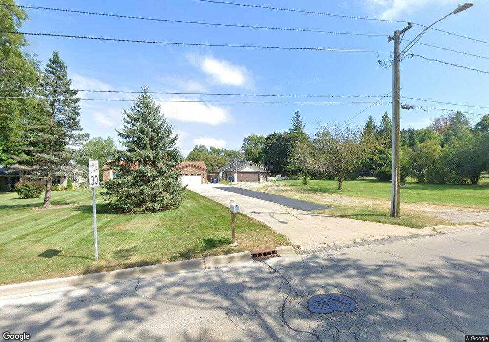 2545 N Mcaree Rd, Waukegan, IL 60087 - photo 1