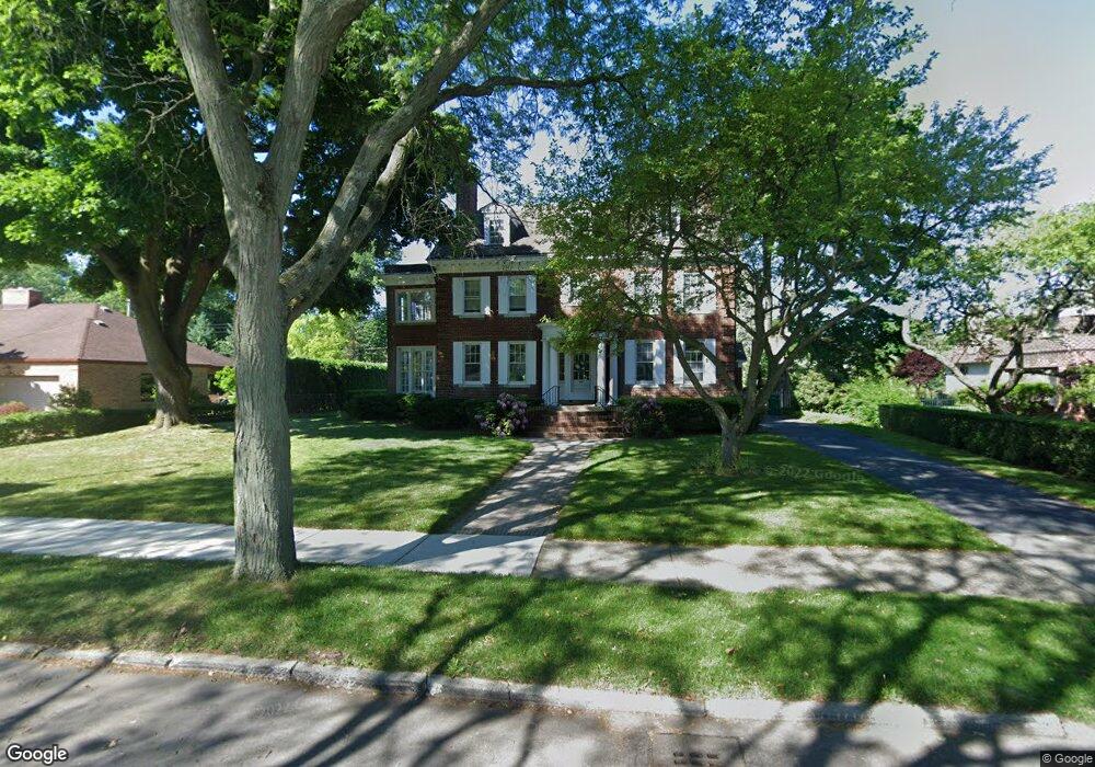 1007 Harvard Rd, Grosse Pointe, MI 48230 - photo 1