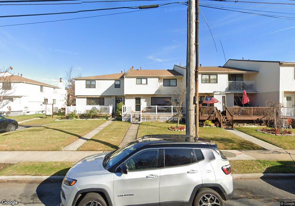 485 Willow Rd E unit 1, Staten Island, NY 10314 - photo 1