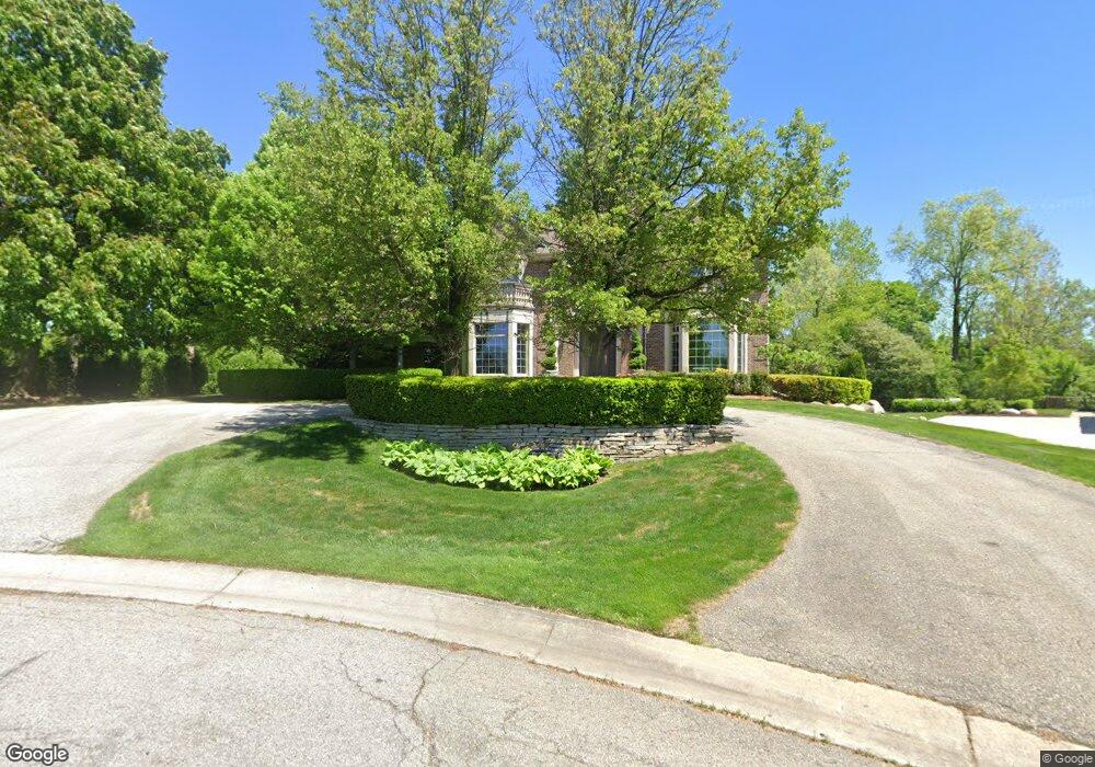 193 Dourdan, Bloomfield Hills, MI 48304 - photo 1