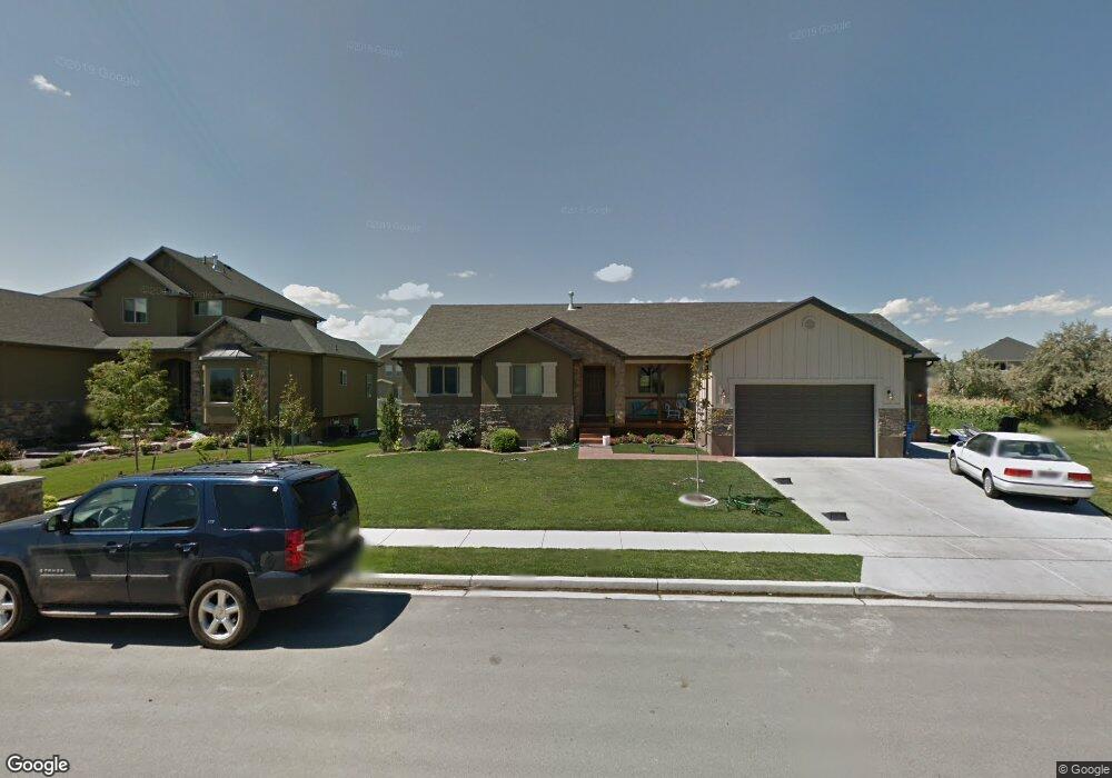 1692 S Country Ln, Lehi, UT 84043 - photo 1