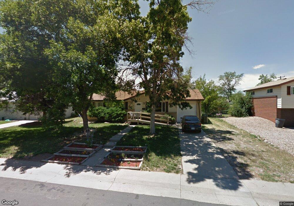 667 Evanston St, Aurora, CO 80011 - photo 1