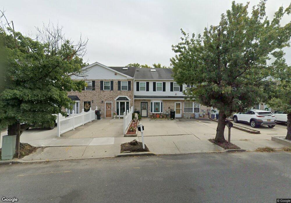 142 Corona Ave, Staten Island, NY 10306 - photo 1