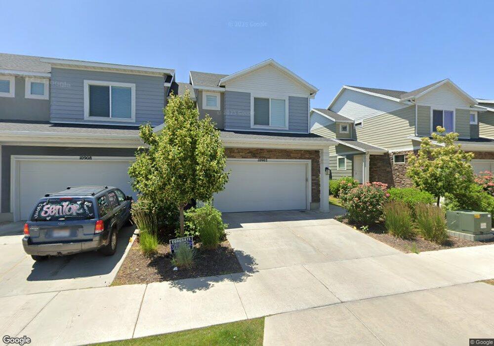 10902 S Harvest Pointe Dr unit 1057, South Jordan, UT 84009 - photo 1