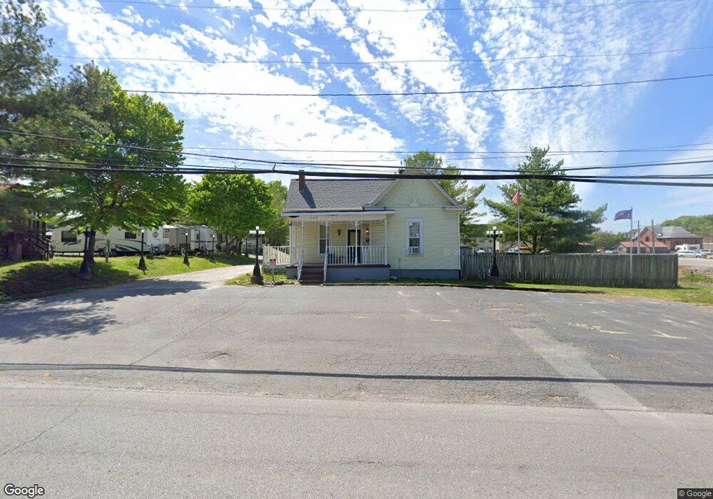 205 S Mulberry St, Corydon, IN 47112 - photo 1