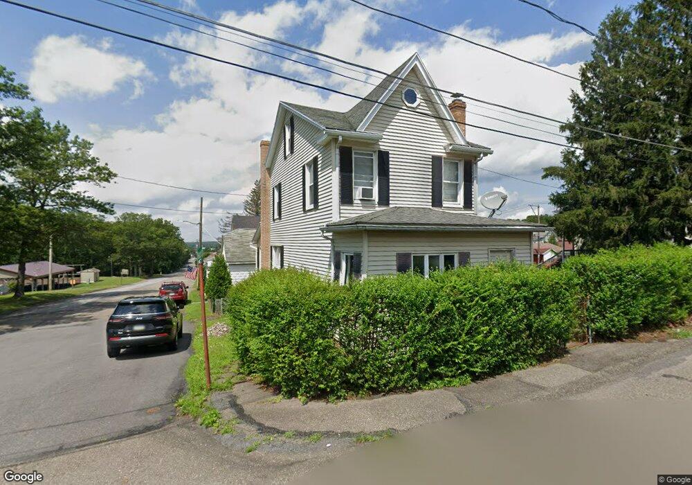 47 Grove St, McAdoo, PA 18237 - photo 1