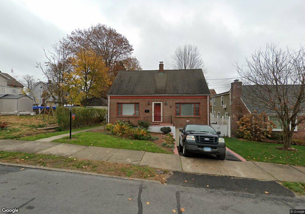 33 Clark St, Bridgeport, CT 06606 - photo 1