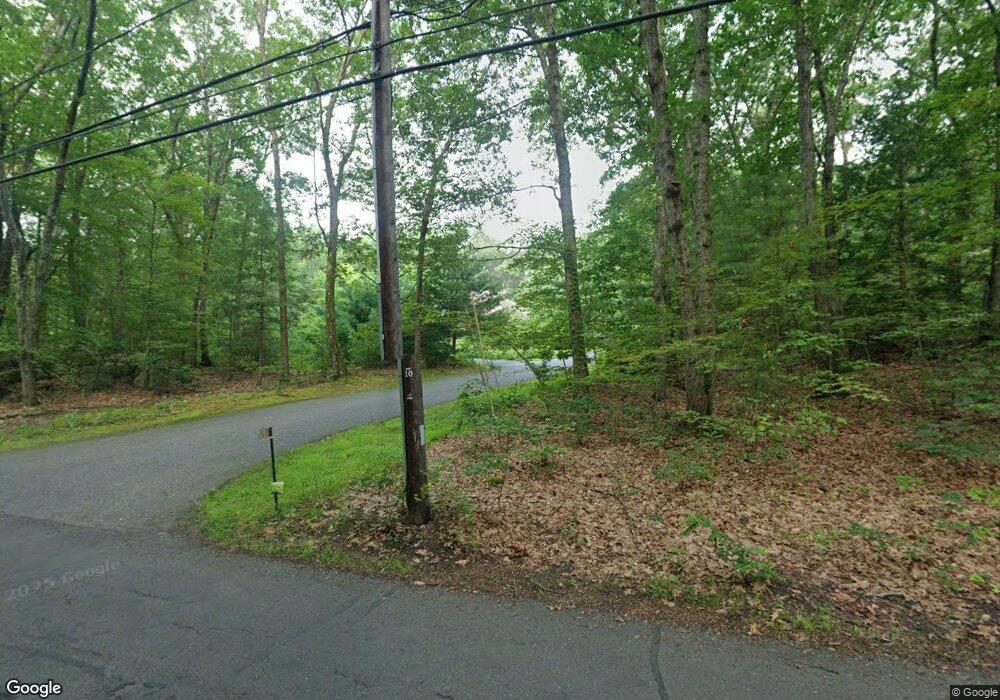 96 Coles Meadow Rd, Northampton, MA 01060 - photo 1