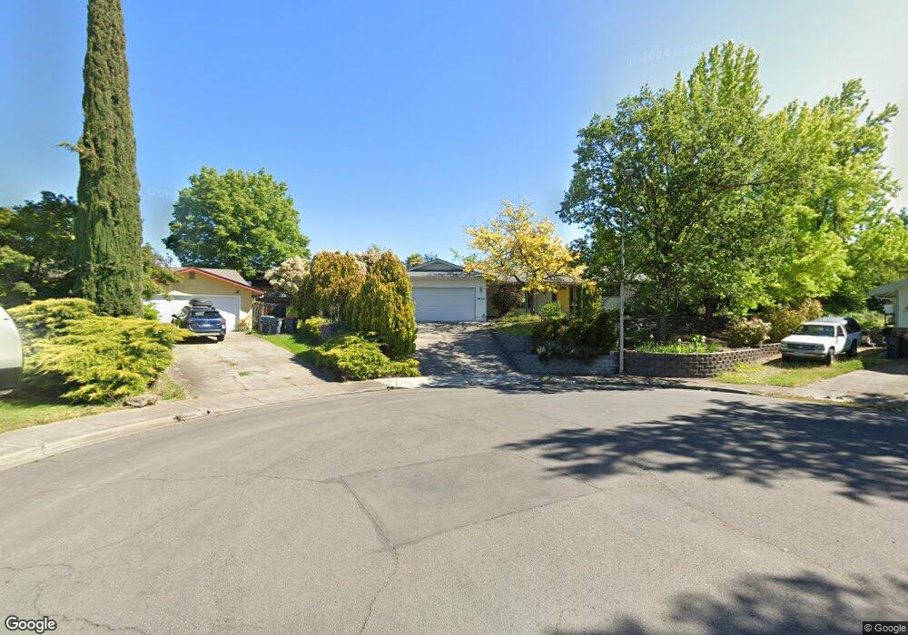 1434 Bonita Cir, Medford, OR 97504 - photo 1