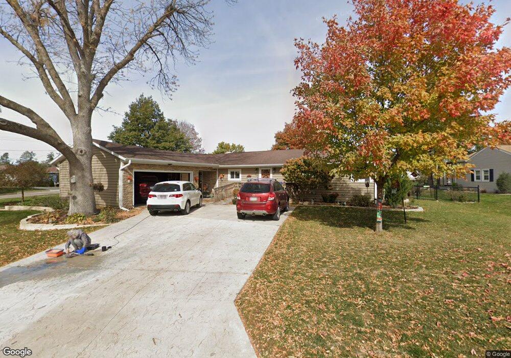 2800 S 2nd Ave E, Newton, IA 50208 - photo 1