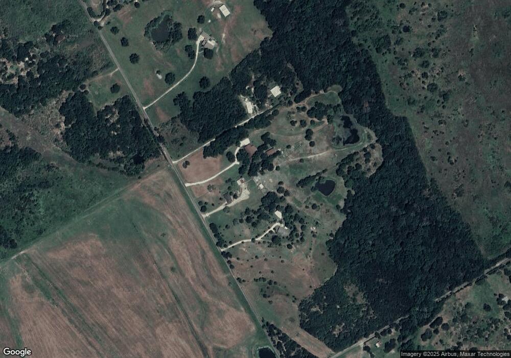 509 Log Cabin Rd, Ennis, TX 75119 - photo 1