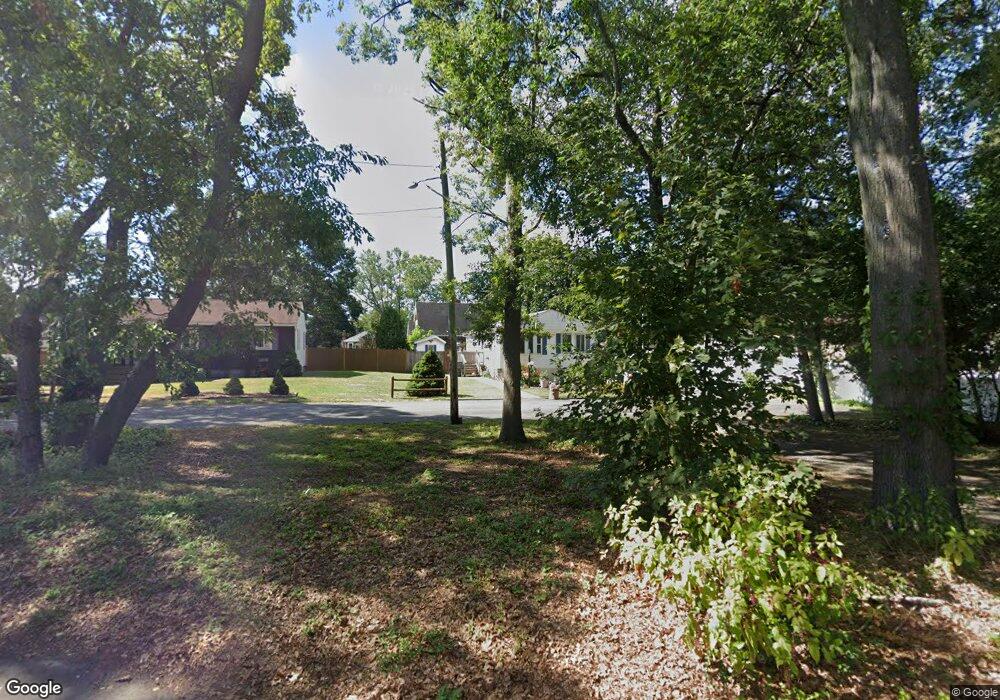 10 Eva St, Warwick, RI 02888 - photo 1