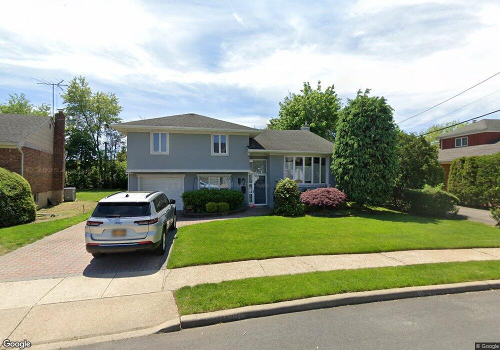 751 Princeton Rd, Franklin Square, NY 11010 - photo 1
