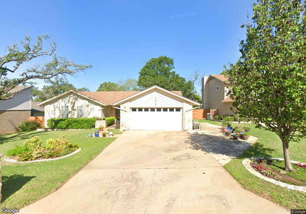 12022 Carmel Park Ln, Austin, TX 78727 - photo 1