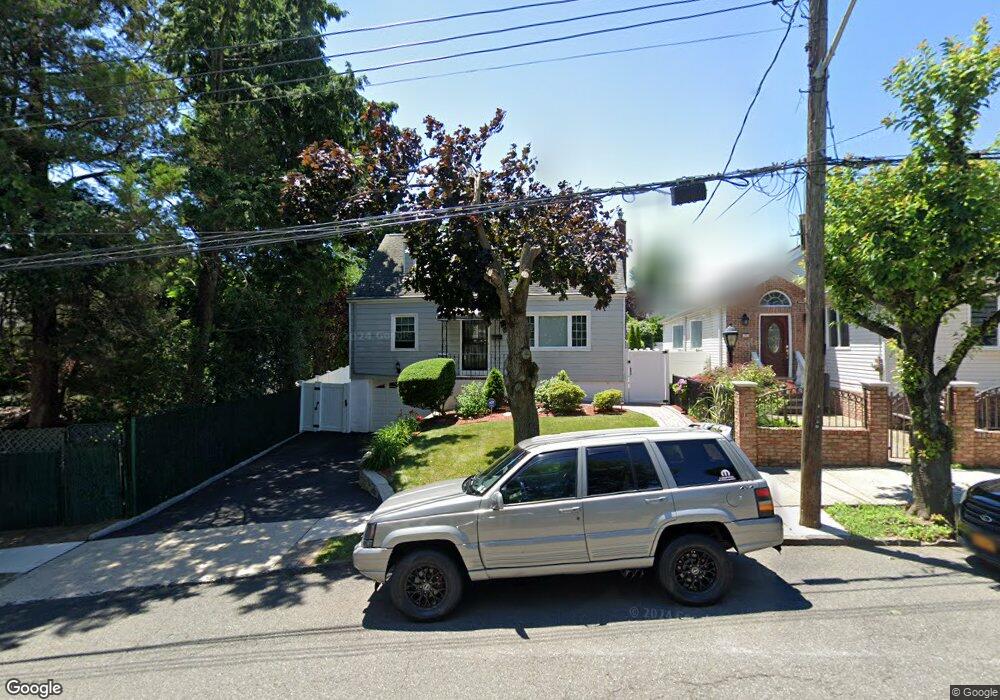 19 Staunton St, Yonkers, NY 10704 - photo 1