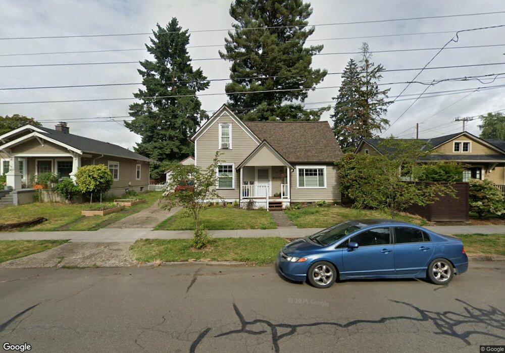 413 N Meridian St, Newberg, OR 97132 - photo 1