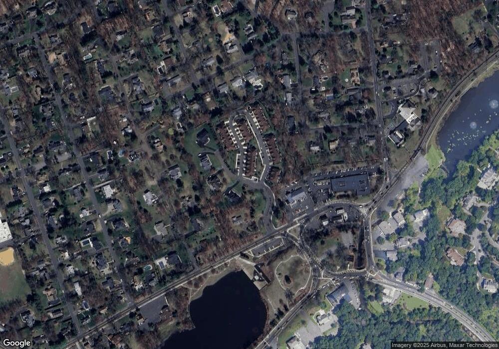 41 Schmidt Cir, Watchung, NJ 07069 - photo 1