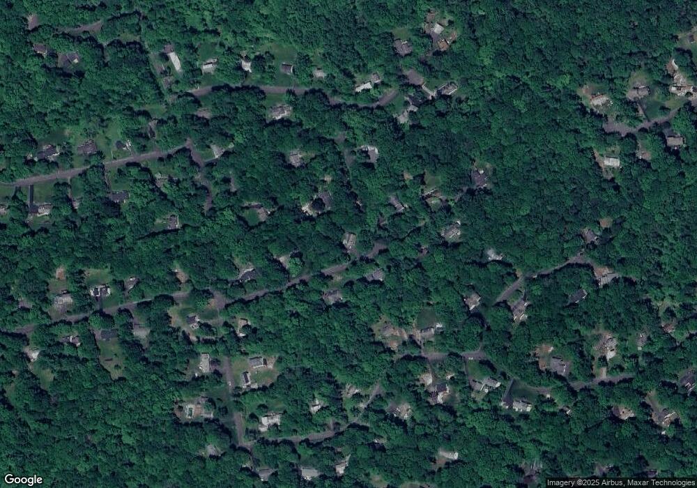 25 Rolling Ridge Rd, Ridgefield, CT 06877 - photo 1