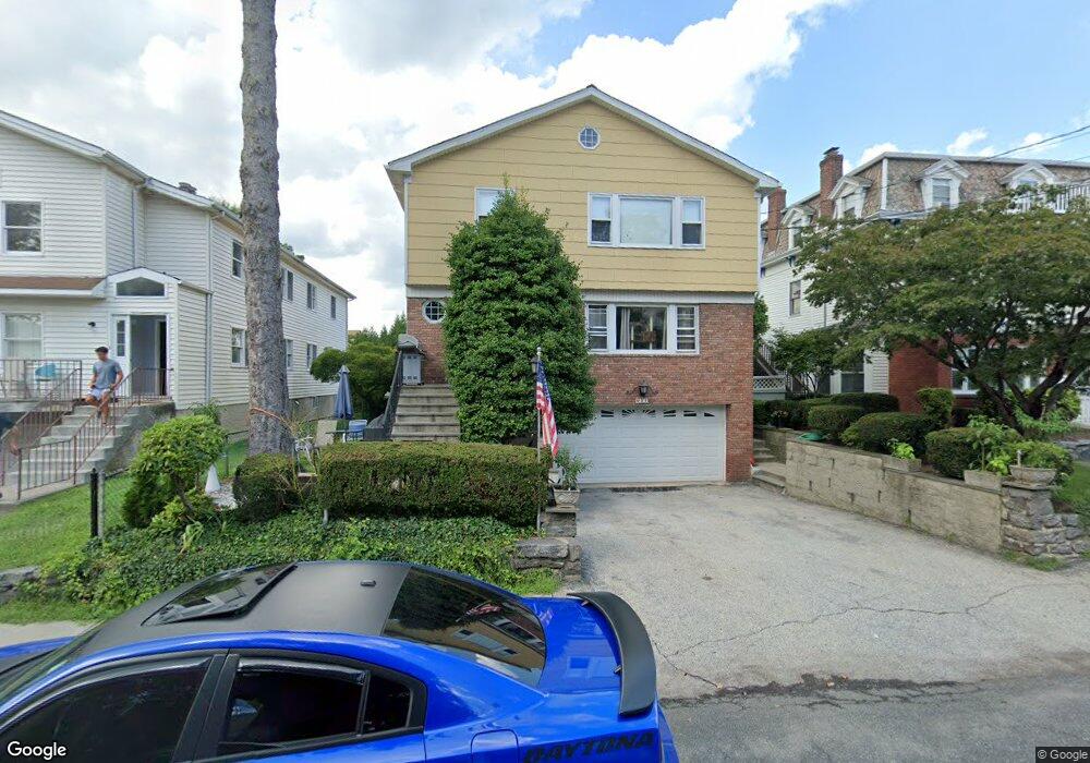 51 Maple St, Dobbs Ferry, NY 10522 - photo 1