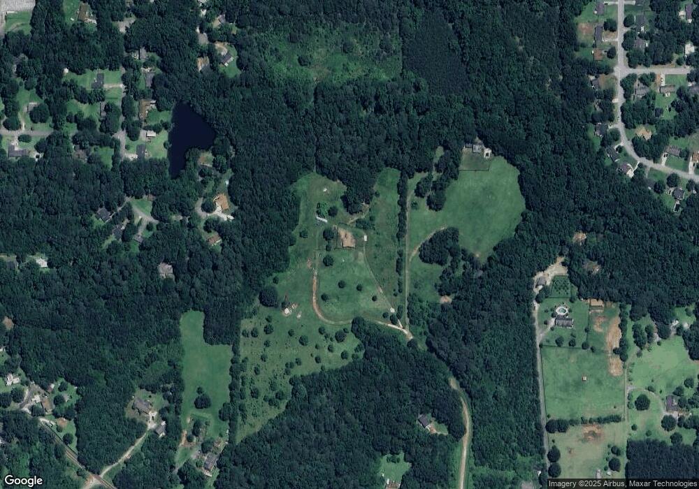 1130 Kinnett Rd, Covington, GA 30016 - photo 1