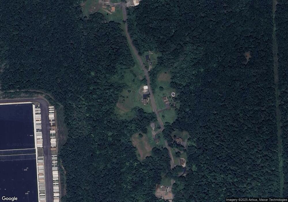 585 Langans Rd, Pittston, PA 18640 - photo 1