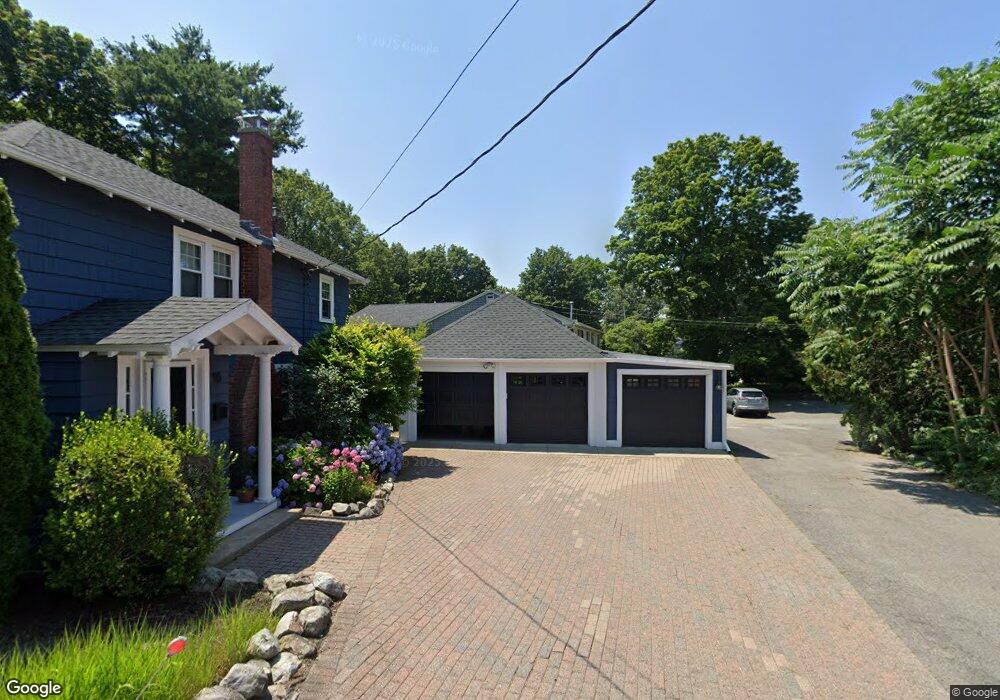 18 Maple Cir, Marblehead, MA 01945 - photo 1
