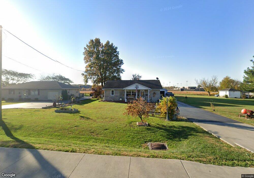 305 E Main St, Austin, IN 47102 - photo 1