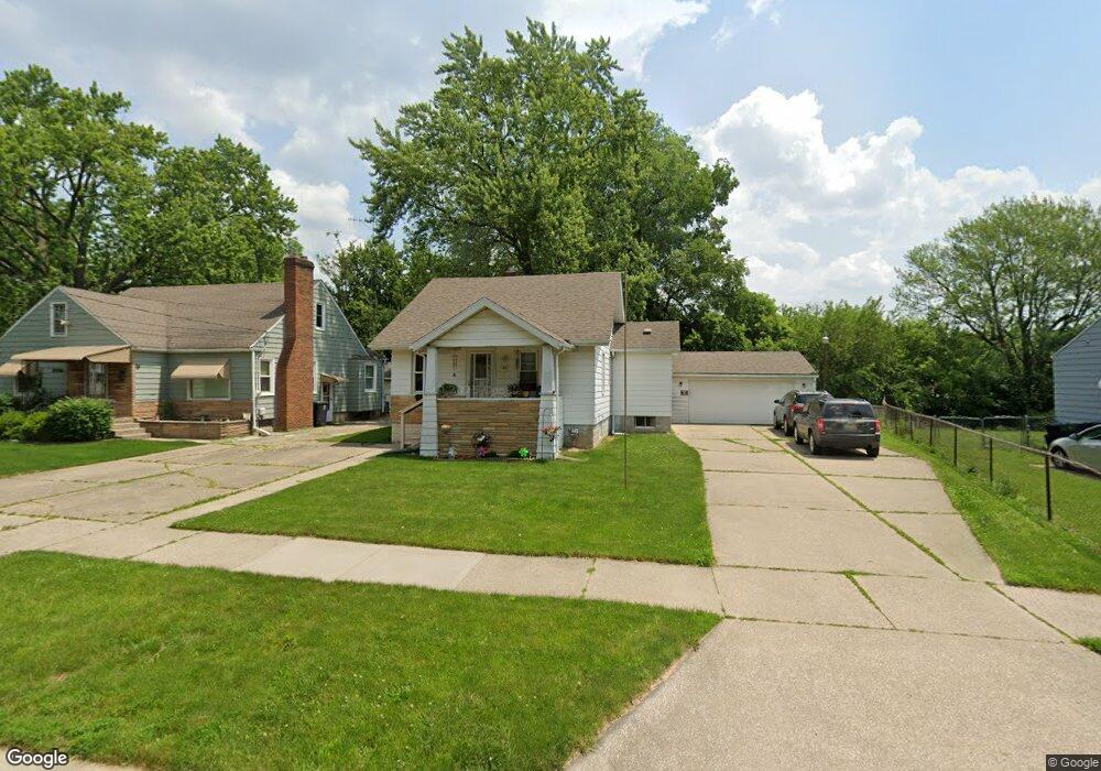 1401 Knapp Ave, Flint, MI 48503 - photo 1