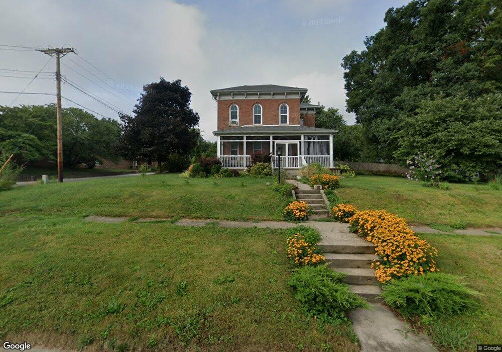 430 E Beardstown St, Virginia, IL 62691 - photo 1