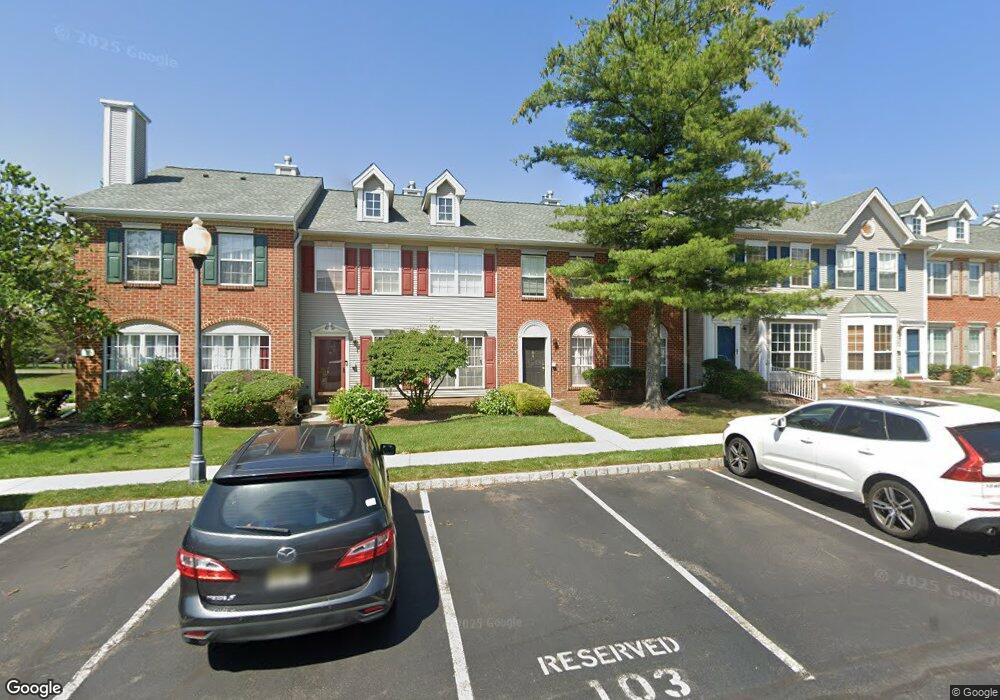 41 De Leone Cir unit 35C, Franklin Park, NJ 08823 - photo 1