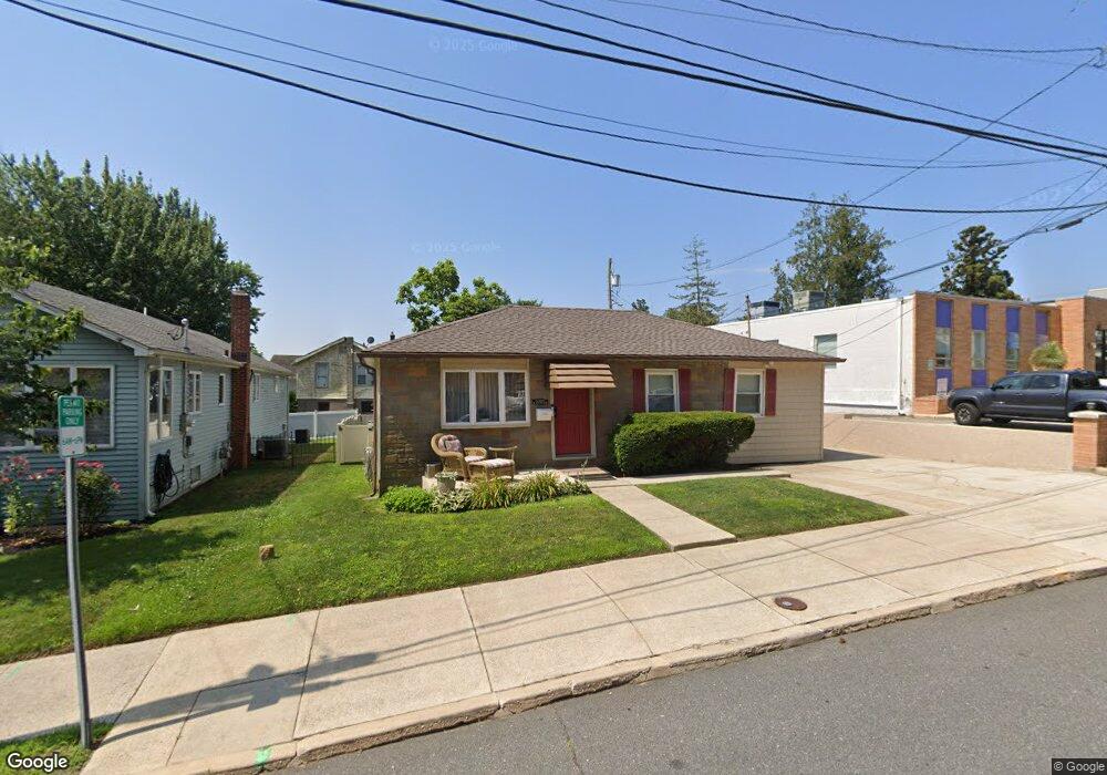 18 E New York Ave, Somers Point, NJ 08244 - photo 1